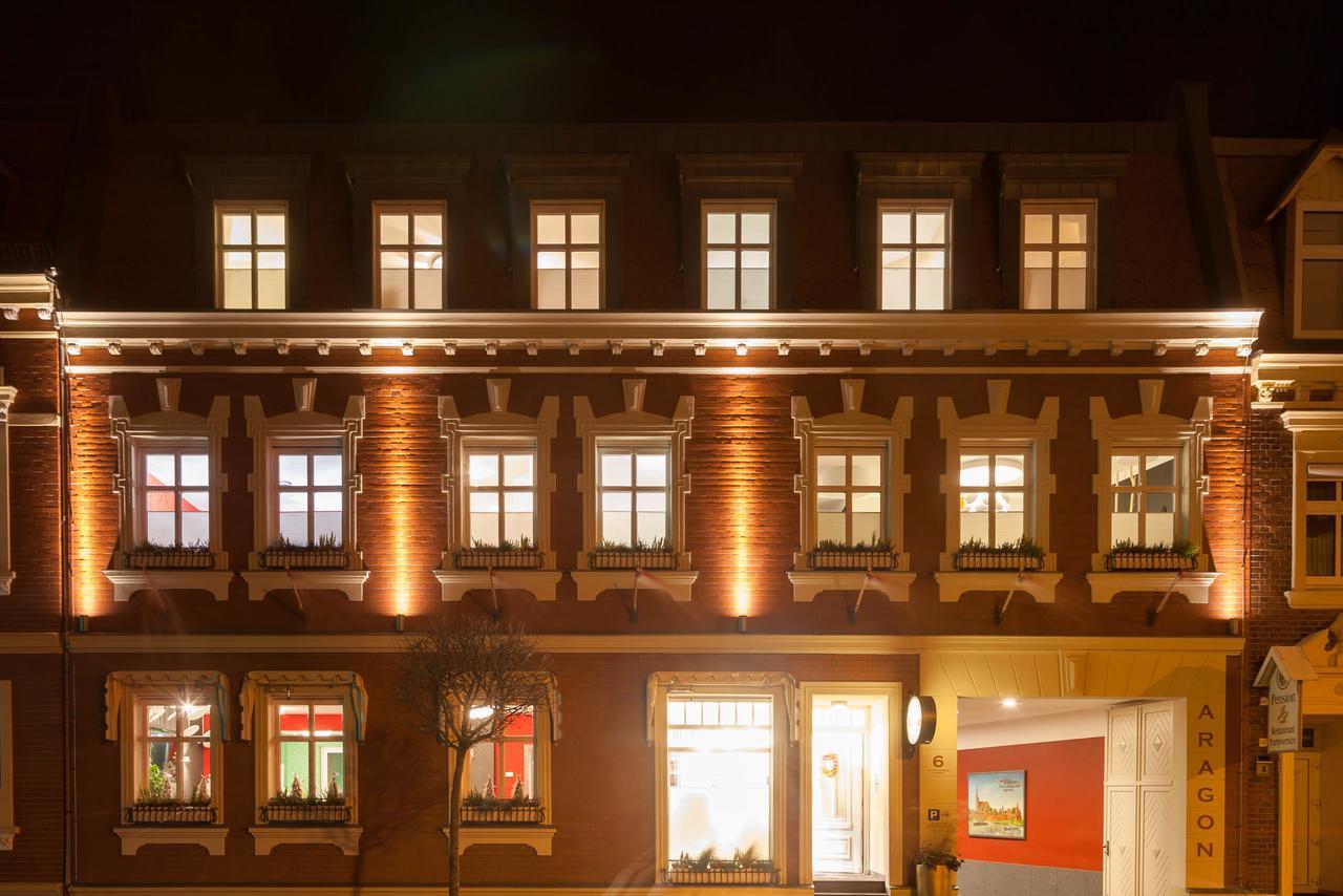 Aragon - Hotel - Garni Tangermünde Екстериор снимка